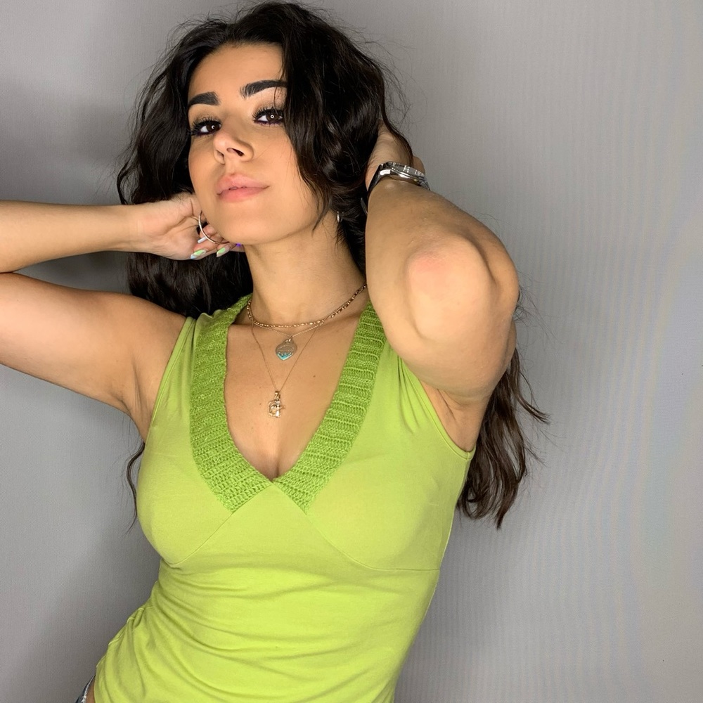 VINTAGE PISTACHIO GREEN TOP VERY 90s-00s